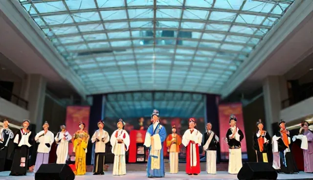 定制网站:粤剧名家演唱会的传播新路径